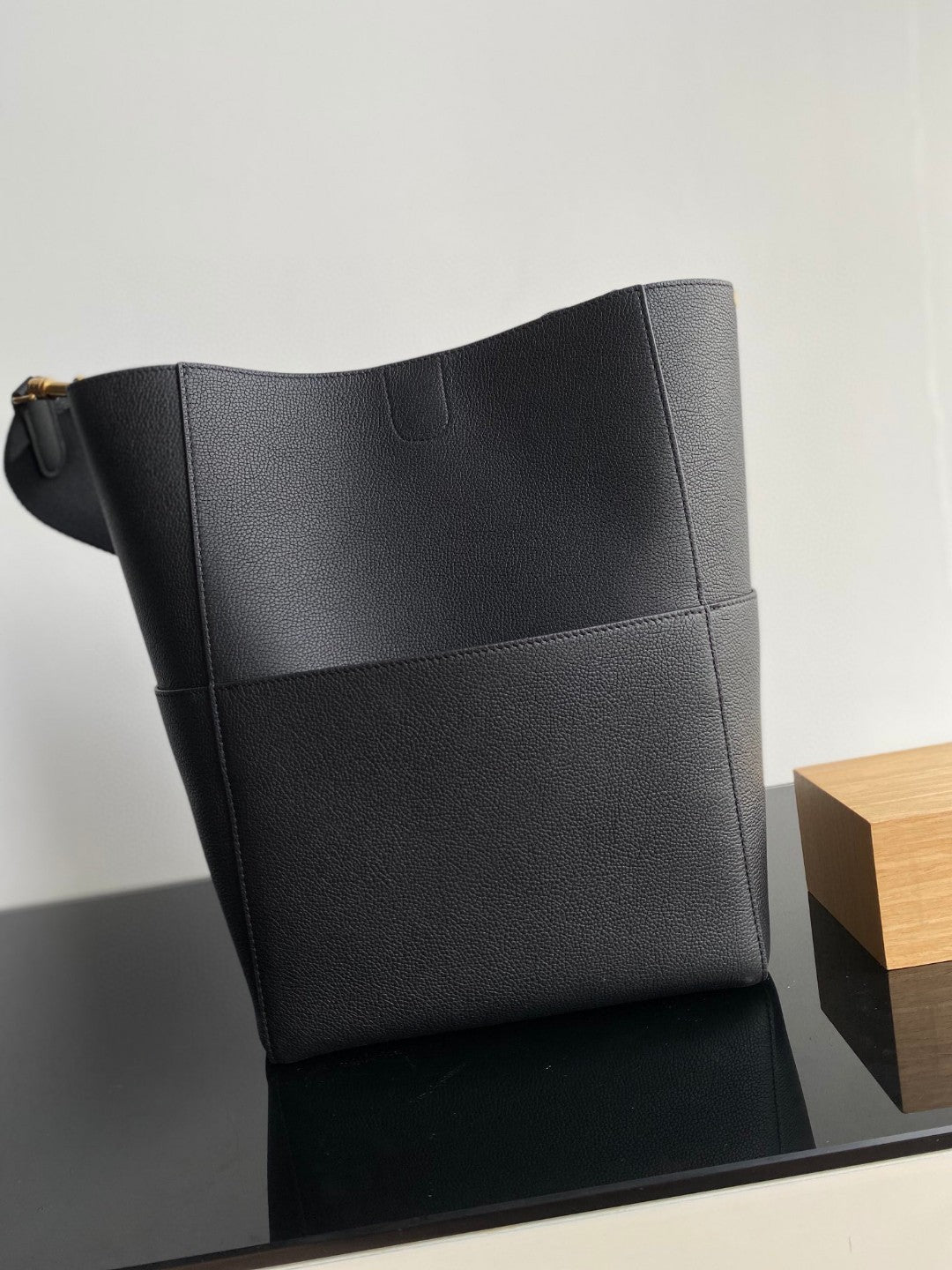 Sangle SEAU Bucket 33 BAG Black Calfskin