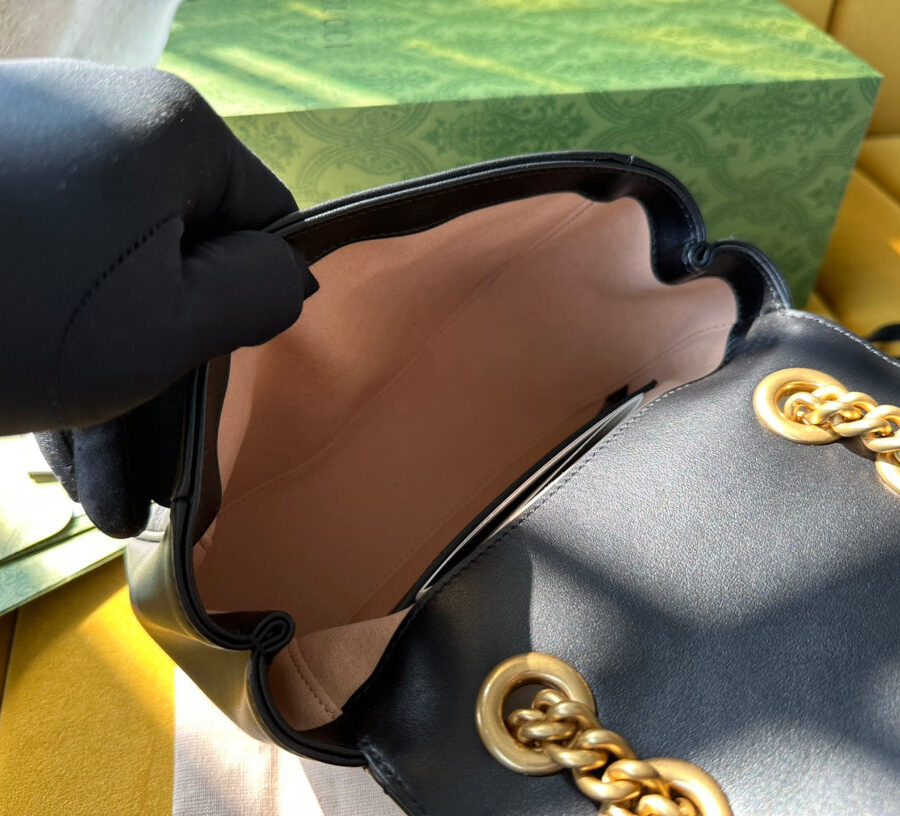 GG MARMONT MINI 18 HANDBAG IN BLACK CALFSKIN | Studio Nafay