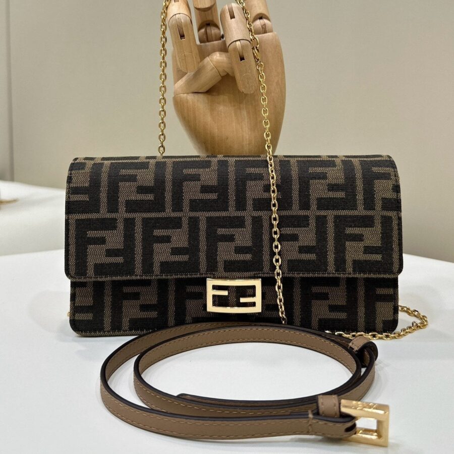 BAGUETTE CHAIN MIDI 21 IN BROWN MIX BLACK MONOGRAM JACQUARD FABRIC BAG | Studio Nafay