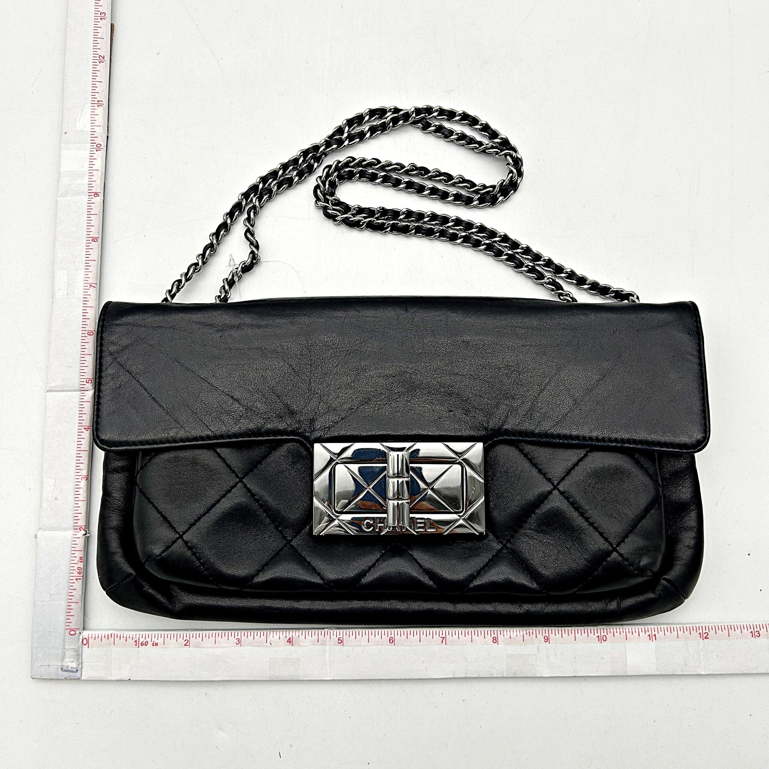 Chanel Black Quilted Leather Reissue Flap Bag Chanel Ch7780vs
