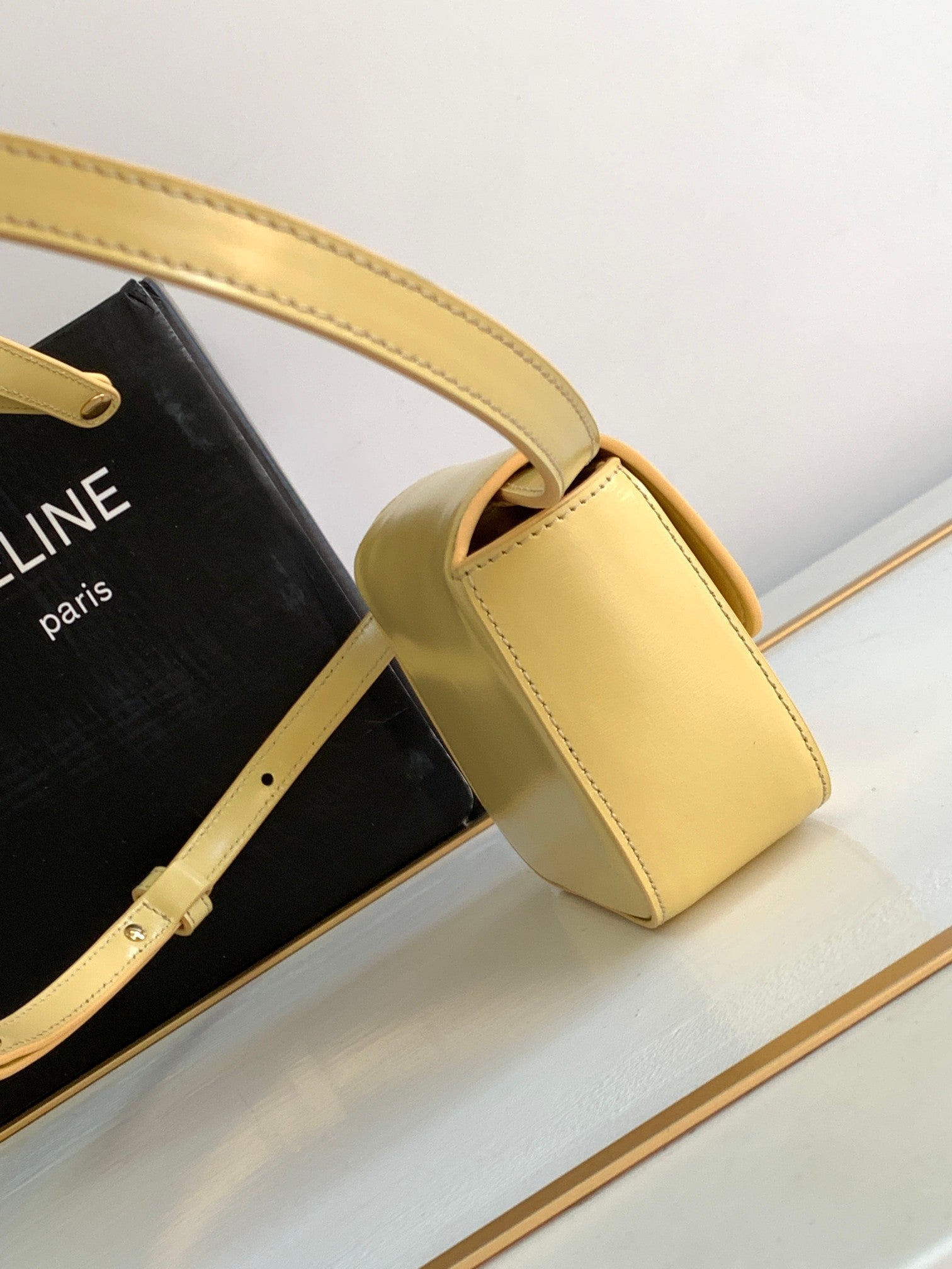 TEEN Triomphe 11CM Yellow Calfskin